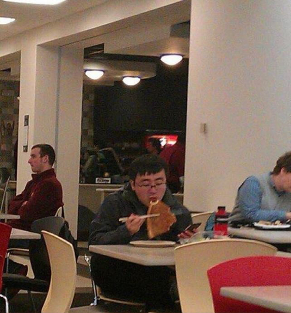 howtoeatpizza.png.20facce659d8383b0947b32d27839b39.png