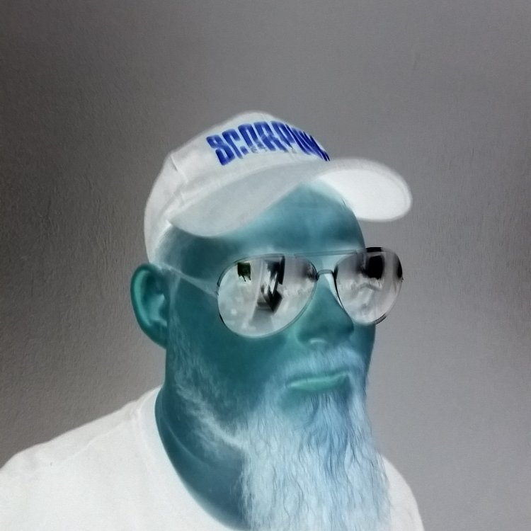 omakuva.jpg