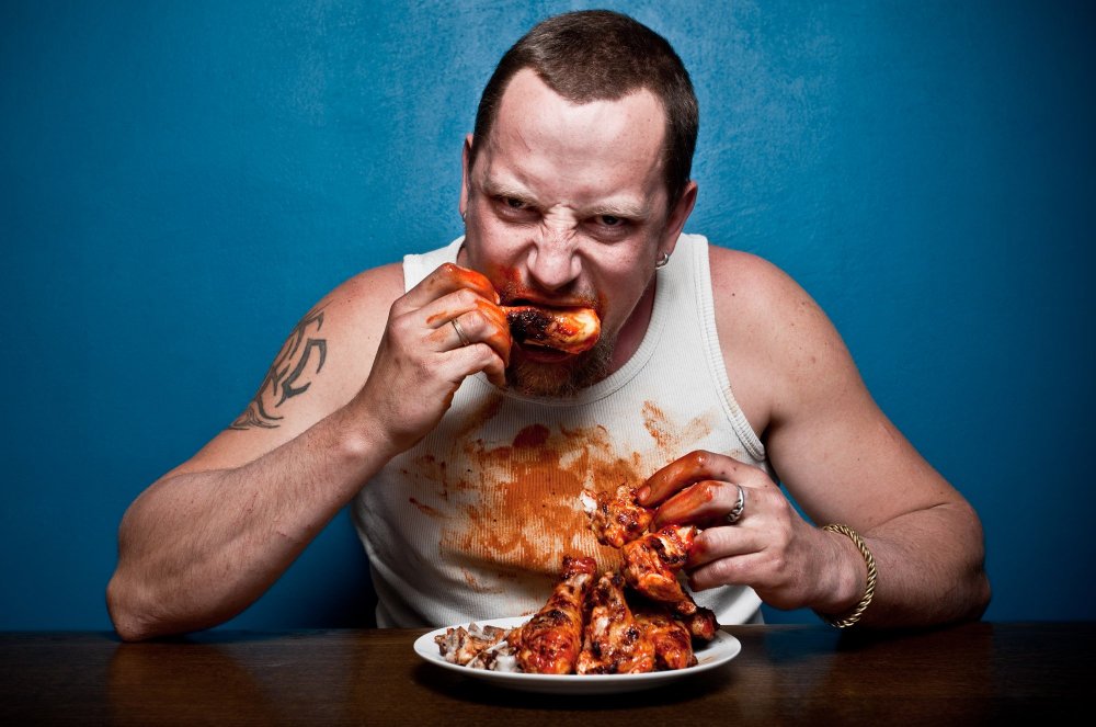 americaneatingchicken.thumb.jpg.7072f63ee46e8b07b97be9c4ffa3948a.jpg