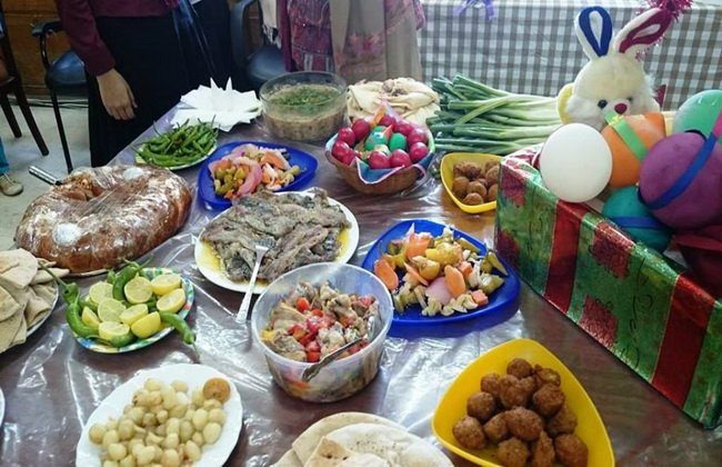 Ancient-Egyptian-feasts-Sham-el-Nessim-feast-from-ancient-Pharaohs-until-now3.jpg.02f94e912f3762e806f6d05de496853f.jpg