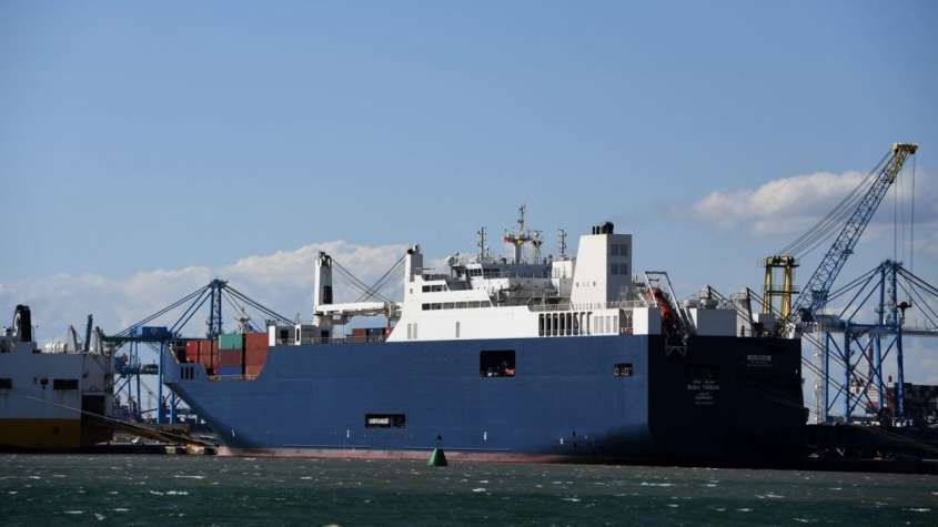 bahri_tabuk_au_port_de_fos-marseille_02-4263867-845x475.jpg.3dc508307b3b4ab06a00393582e3bd5e.jpg