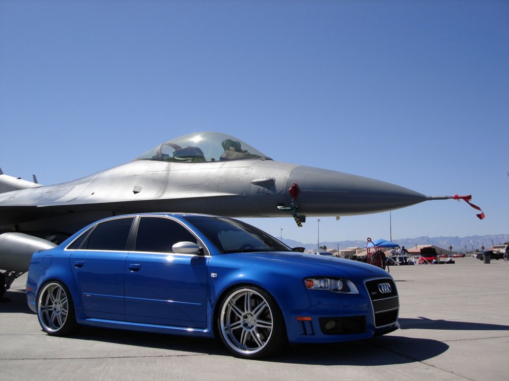 Audi-RS4-B7-2.jpg