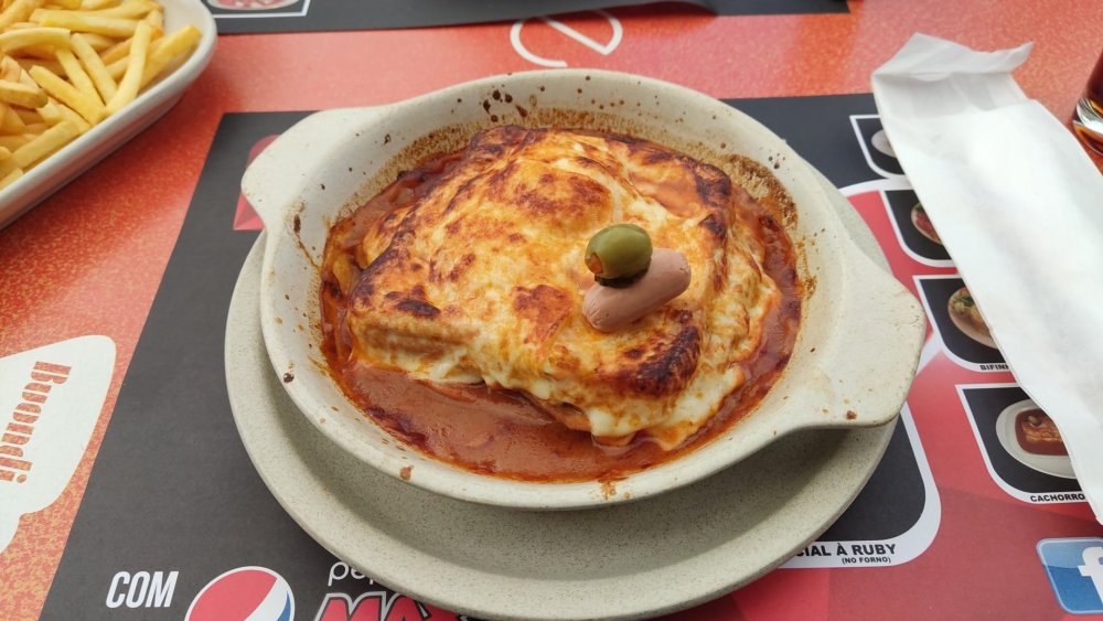 francesinha.jpg