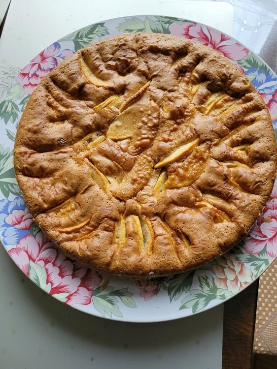 Apple cake.jpg